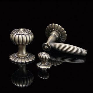 5916 Floral - Nina Campbell - SA Baxter Shop