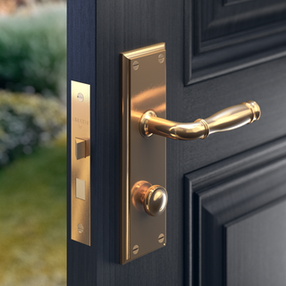 Traditional Door Lever Set